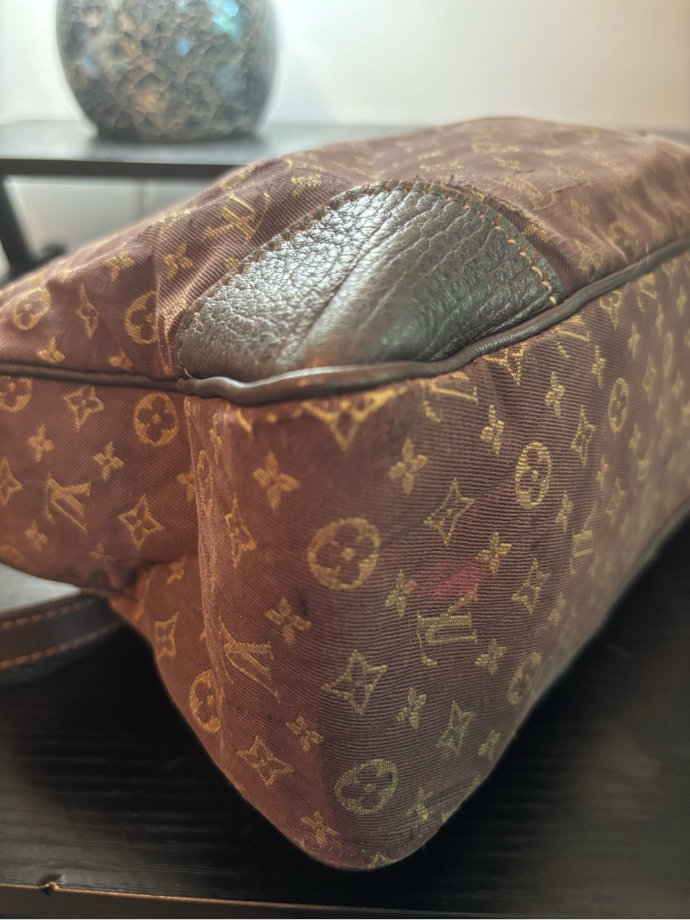 Authentic Louis Vuitton Monogram Mini Lin Boulogne 30 - Picture 9 of 15